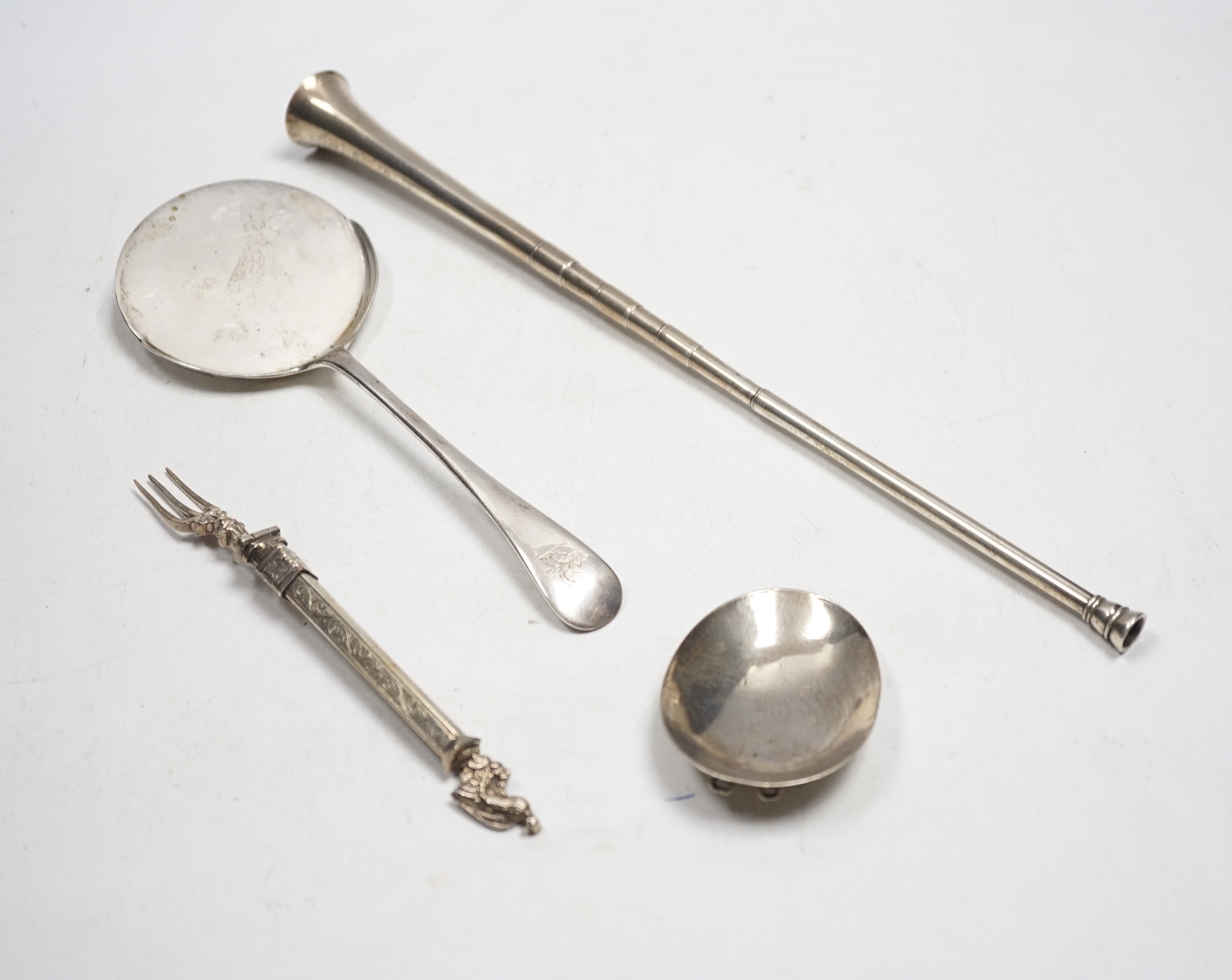 A George V silver biscuit server, a Dutch white metal combination fork and spoon and a late Victorian silver hunting horn, by Sampson Mordan & Co, London, 1900?, 30.2cm.